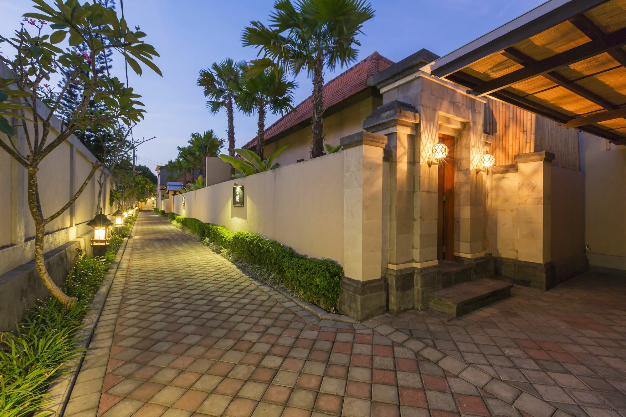 Hotel Kubal Bed And Living Seminyak Exterior foto